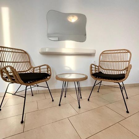 Naxos City Portara Gem Apartments מראה חיצוני תמונה